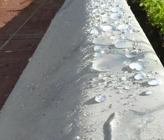 江边乡硅烷浸渍涂料在混凝土保护中的应用