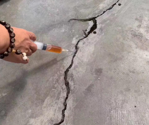 江边乡混凝土裂缝修补技术详解​